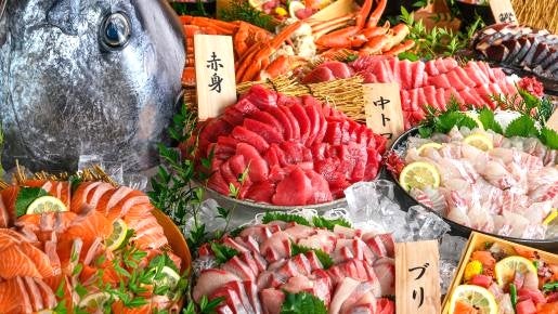 <Web割対象商品>【キングツアーバス旅】話題の豊洲「千客万来」海鮮バイキングいろは川崎大師初詣&柴又散策〔吉祥寺・新宿発〕1